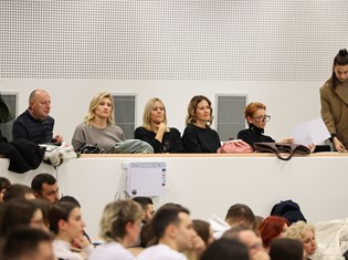 2025-12-05 20-09-08.jpeg